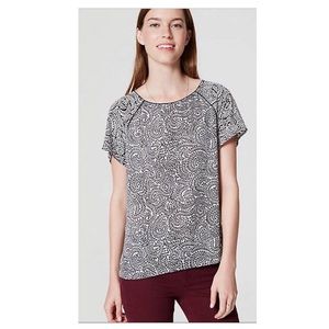 ANN TAYLOR LOFT SP LEAFY PRINTED HENLEY TOP